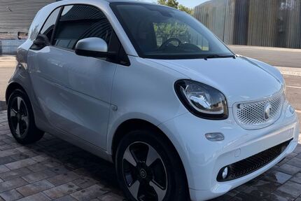 Smart ForTwo 33.000 km 7.700 &euro; Rastatt 76437