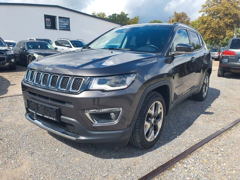 Jeep Compass 74.100 km 15.900 € Karlsruhe 76185