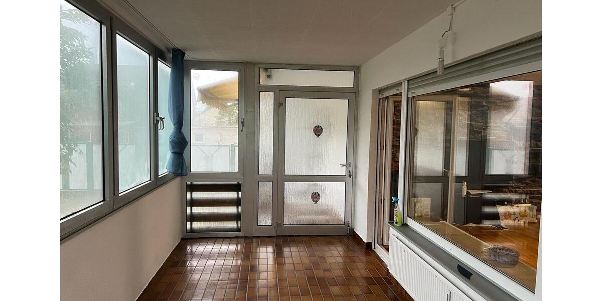 Erdgeschoßwohnung Stutensee - 3.5 Zimmer, 125 m&sup2;, 1.700&euro; | Angebot:25231311