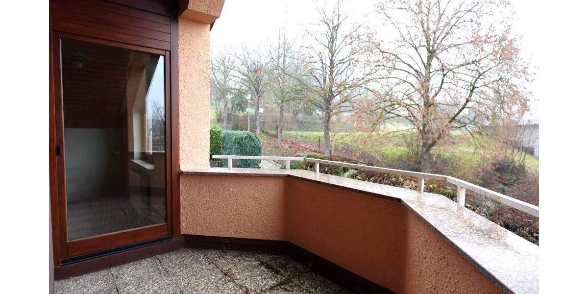 Attraktives Einfamilienhaus mit Garten und Garage 3 zimmer