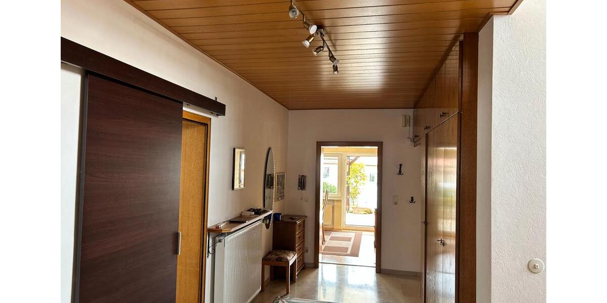 Einfamilienhaus Hambrücken - 6 Zimmer, 200 m&sup2;, 1.900&euro; | Angebot:26287822