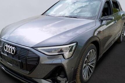 Audi e-tron 48.284 km 41.900 € Ettlingen 76275