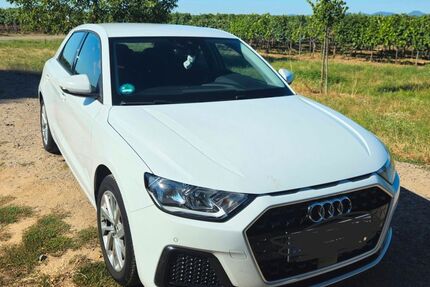 Audi A1 41.000 km 18.500 &euro; Hochstadt 76879