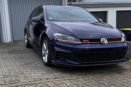 VW Golf 100.700 km 22.500 &euro; Kämpfelbach 75236