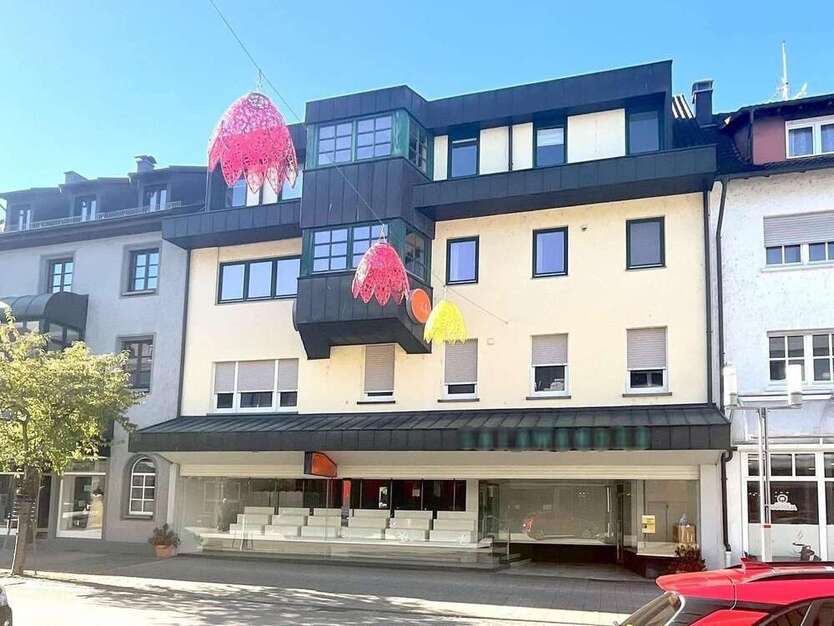 Haus zum Kaufen in Gaggenau 975.000 € 400 m²