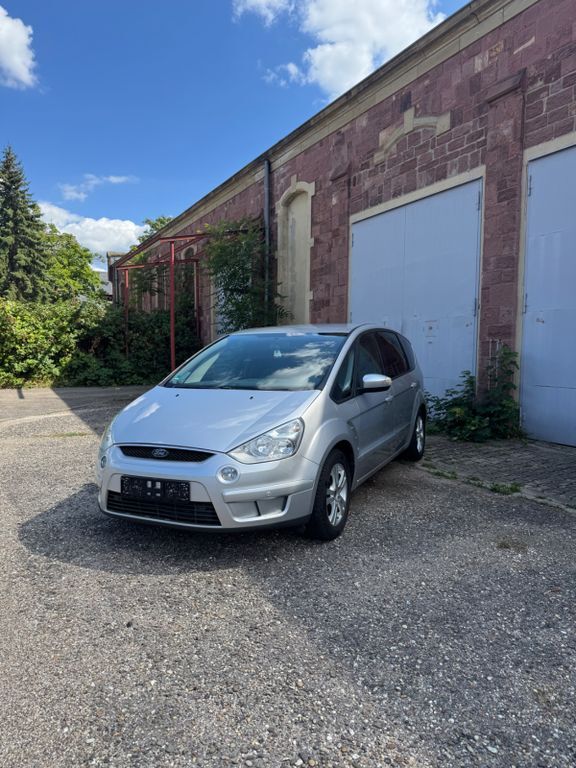 Ford S-Max 345.000 km 1.890 € Karlsruhe 76187