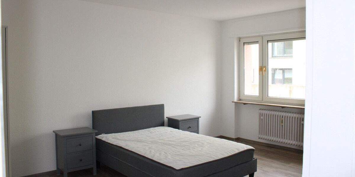 Etagenwohnung Karlsruhe Innenstadt-West - 3 Zimmer, 70 m&sup2;, 1.100&euro; | Angebot:25706104