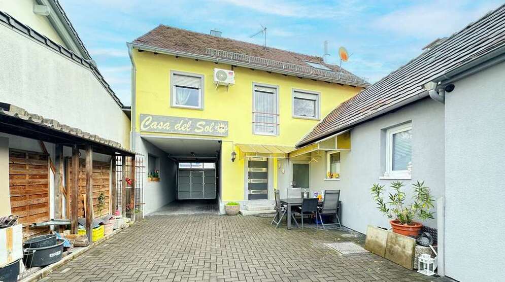 Haus zum Kaufen in Eggenstein-Leopoldshafen 579.000 € 153.85 m²