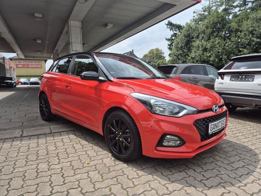 i20
