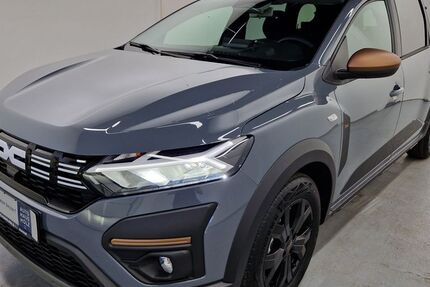 Dacia Jogger 9.932 km 23.680 &euro; Landau 76829