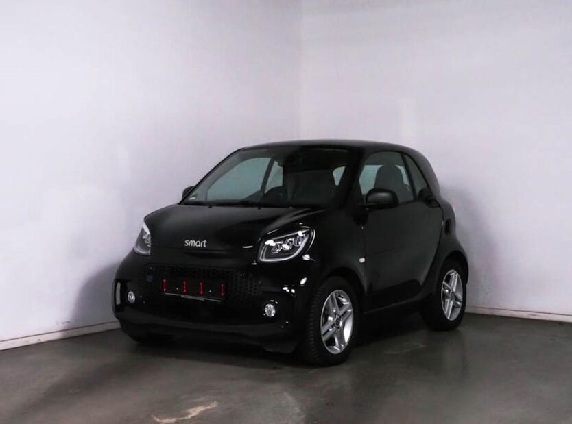 Smart ForTwo 7.028 km 16.888 € Bruchsal 76646