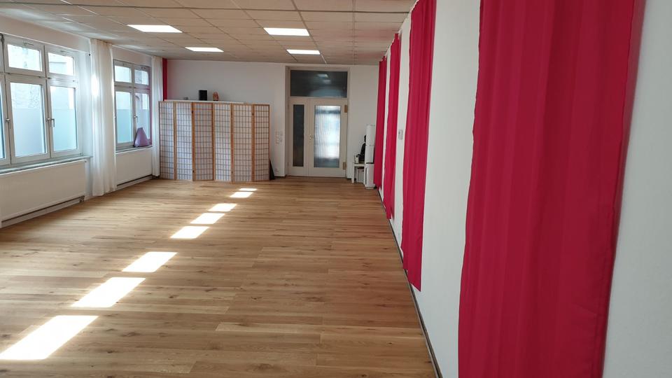 Gewerbeobjekt Karlsruhe Südstadt - 220&euro; | Angebot:25982453