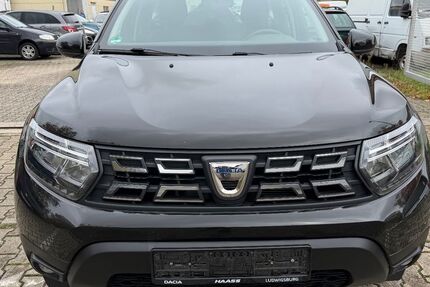 Dacia Duster 107.000 km 12.999 € Pforzheim 75179