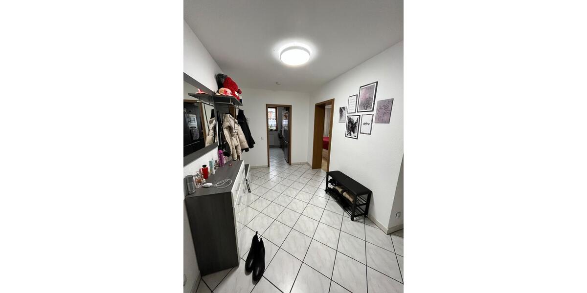 Etagenwohnung Pforzheim Weststadt - 3 Zimmer, 70 m&sup2;, 230.000&euro; | Angebot:25446663