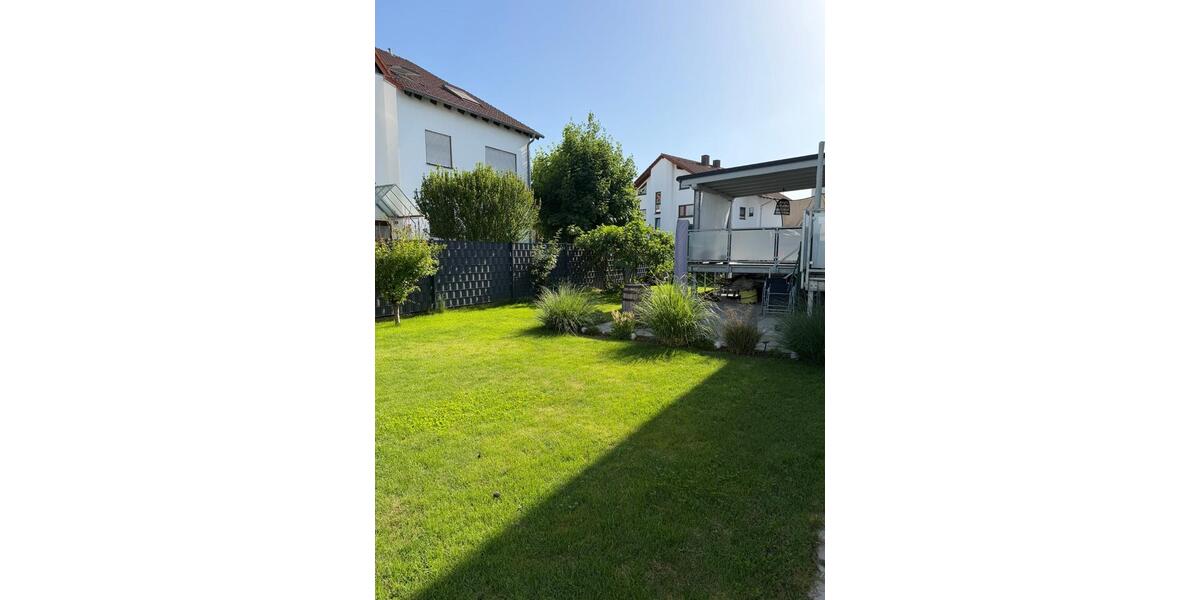 Erdgeschoßwohnung Stutensee - 4.5 Zimmer, 108 m&sup2;, 499.000&euro; | Angebot:27081112