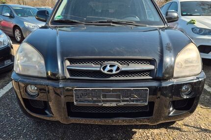 Hyundai TUCSON 181.066 km 2.400 &euro; Karlsruhe 76137