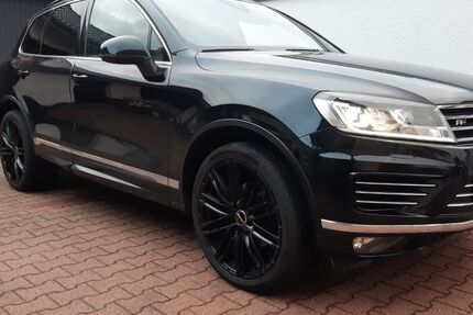 VW Touareg 77.000 km 31.499 € Königsbach-Stein 75203