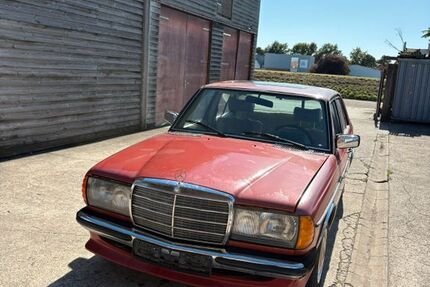 Mercedes-Benz E 250 149.903 km 1.500 € Kuppenheim 76456