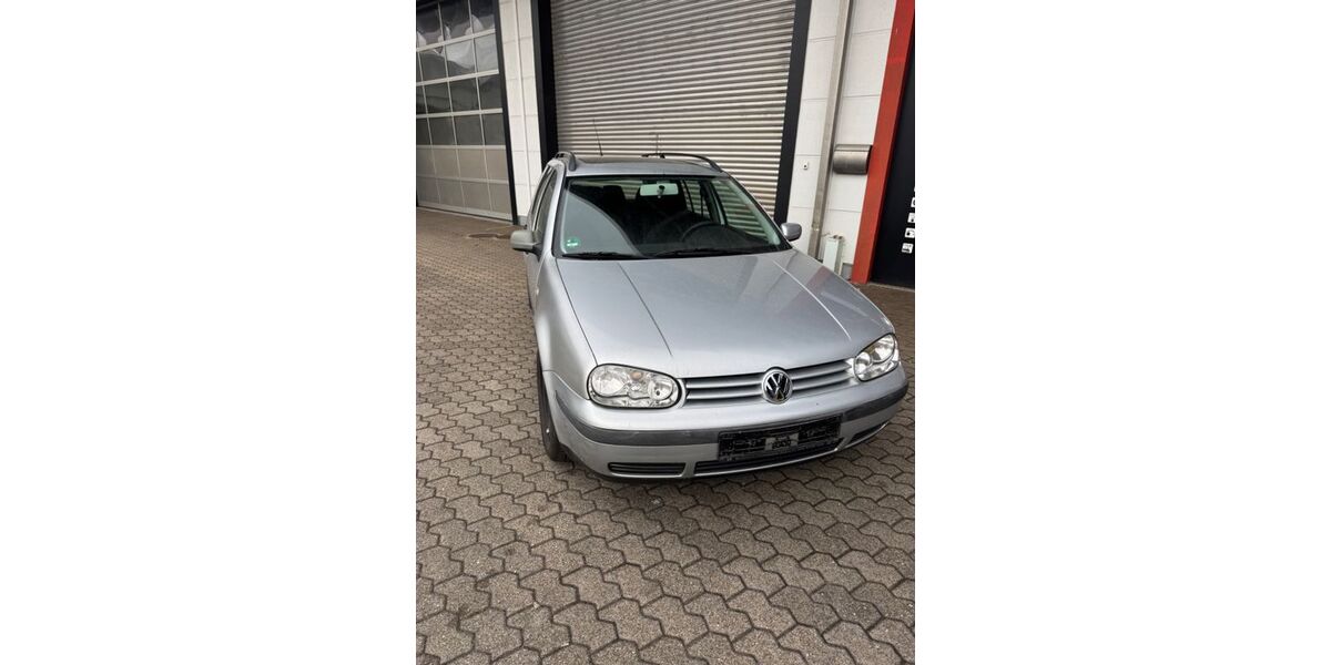 VW Golf 357.000 km 2.200 &euro; Bruchsal 76646