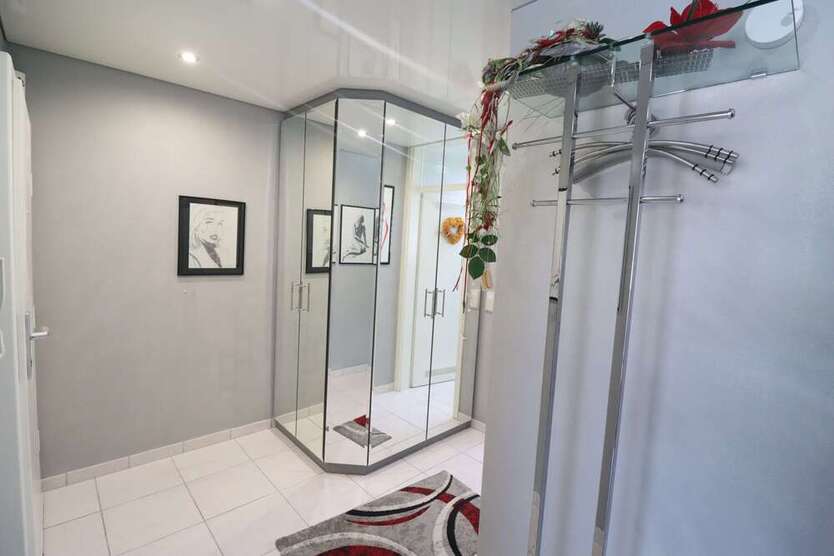 Wohnung zum Kaufen in Karlsruhe 365.000 € 101 m²