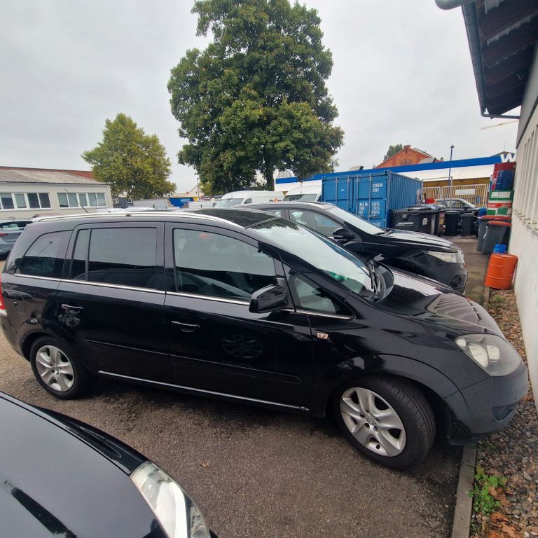 Opel Zafira 200.000 km 1.950 € Karlsruhe 76227