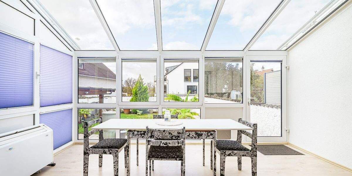 Mehrgenerationenhaus mit vielseitigen Nutzungsmöglichkeiten in Neureut! 7 zimmer