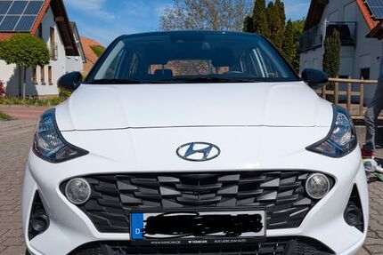 Hyundai i10 15.800 km 14.400 &euro; Hochstadt 76879