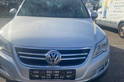VW Tiguan 151.000 km 4.390 &euro; Ettlingen 76275