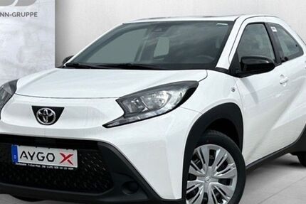Toyota Aygo (X) 3.300 km 15.333 &euro; Landau 76829