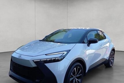 Toyota C-HR 3.102 km 32.490 &euro; Pforzheim 75179