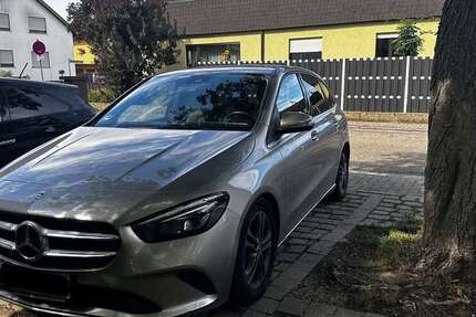 Mercedes-Benz B 200 97.000 km 20.900 &euro; Römerberg 67354
