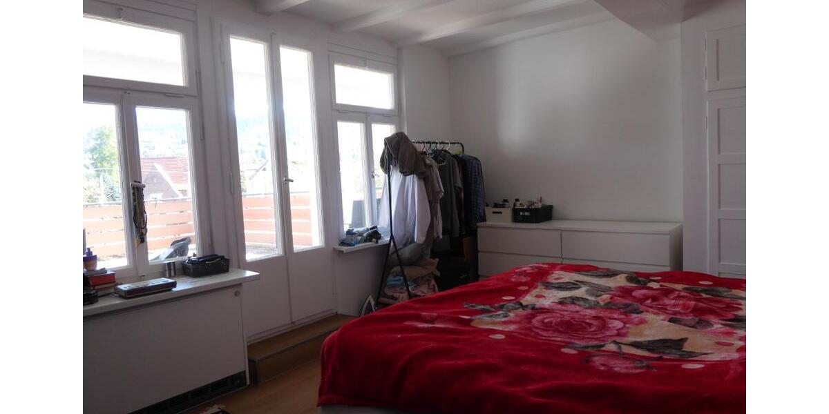 Etagenwohnung Gernsbach - 5 Zimmer, 145 m&sup2;, 1.250&euro; | Angebot:26137203
