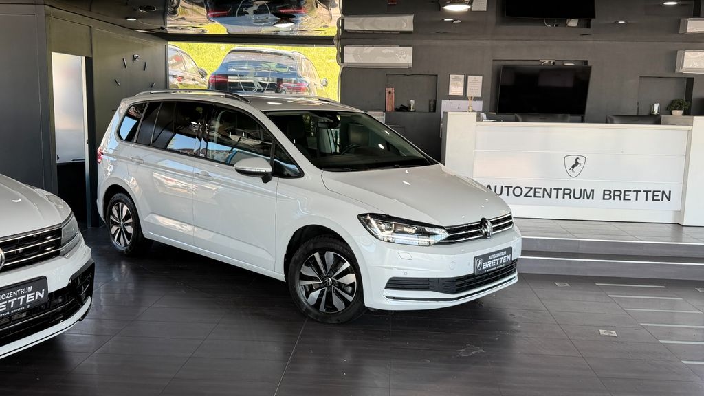 VW Touran 21.480 km 32.890 &euro; Bretten 75015