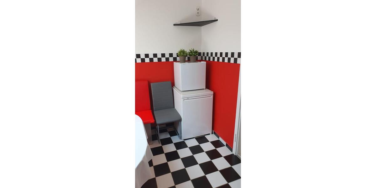Dachgeschoßwohnung Oberderdingen - 2.5 Zimmer, 62 m&sup2;, 163.000&euro; | Angebot:26972592