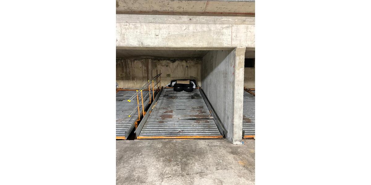 Garagen / Stellplätze Karlsruhe Südstadt - 60&euro; | Angebot:25410966
