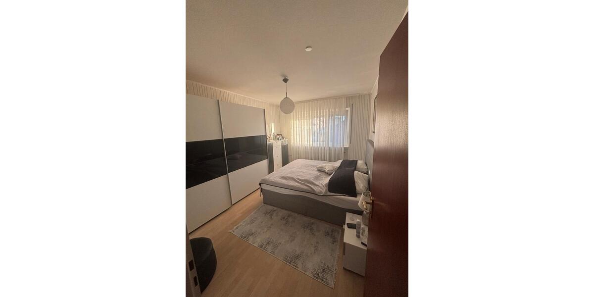 Etagenwohnung Karlsbad - 4 Zimmer, 90 m&sup2;, 310.000&euro; | Angebot:27128143