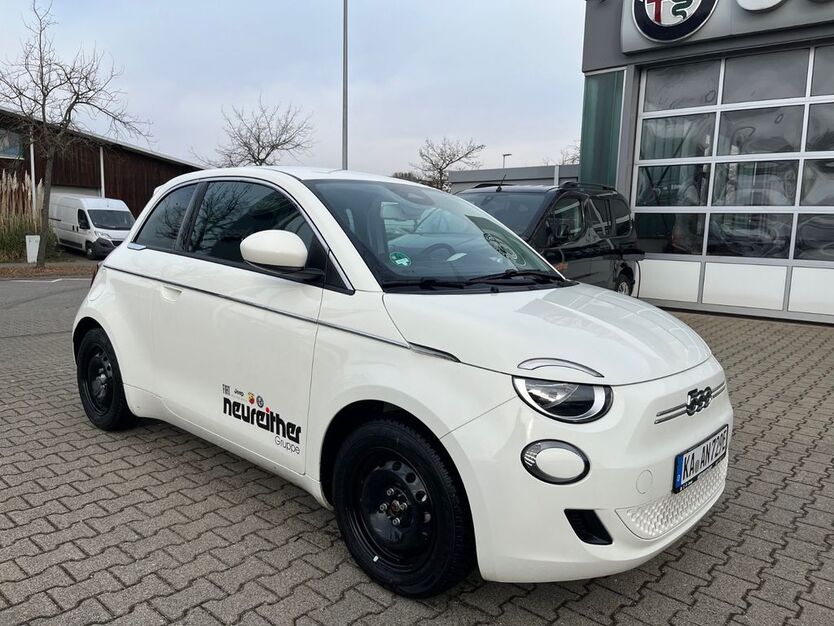 Fiat 500e 9.500 km 26.990 € Karlsruhe 76185