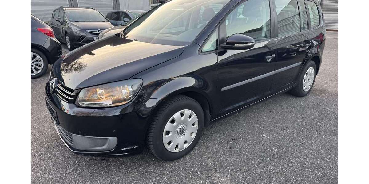 VW Touran 122.385 km 8.499 &euro; Eggenstein-Leopoldshafen 76344