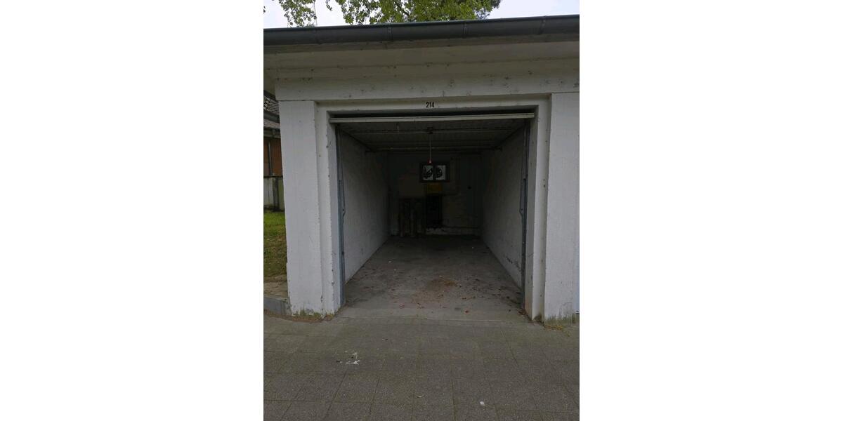Garagen / Stellplätze Karlsruhe Südstadt - 150&euro; | Angebot:26525061