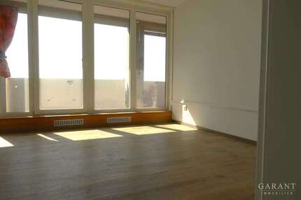 Wohnung zum Kaufen in Karlsruhe 325.000 € 83 m²