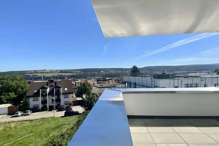 Wohnung Pforzheim Nordstadt - 3 Zimmer, 142 m&sup2;, 1.900&euro; | Angebot:25723510