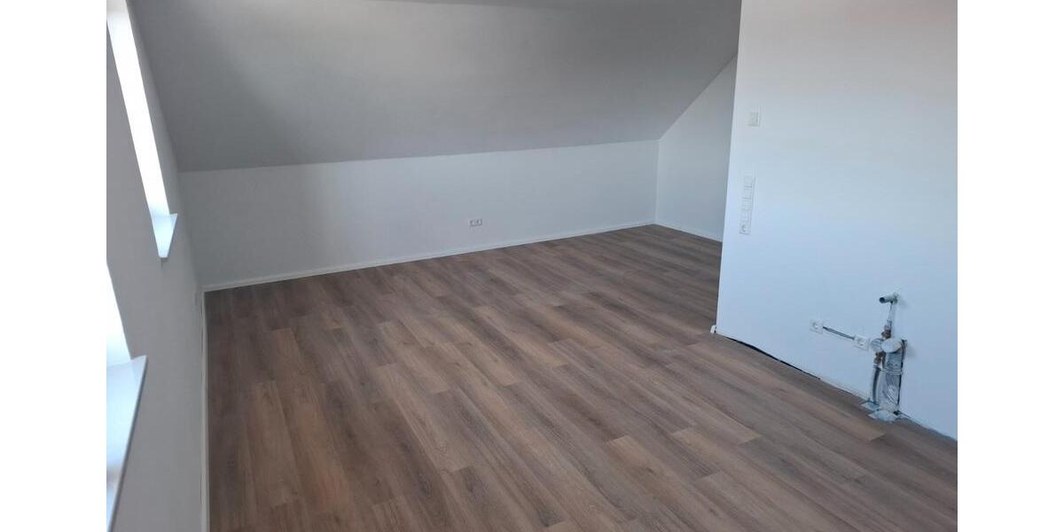Dachgeschoßwohnung Eggenstein-Leopoldshafen Leopoldshafen - 2 Zimmer, 51 m&sup2;, 750&euro; | Angebot:26404845