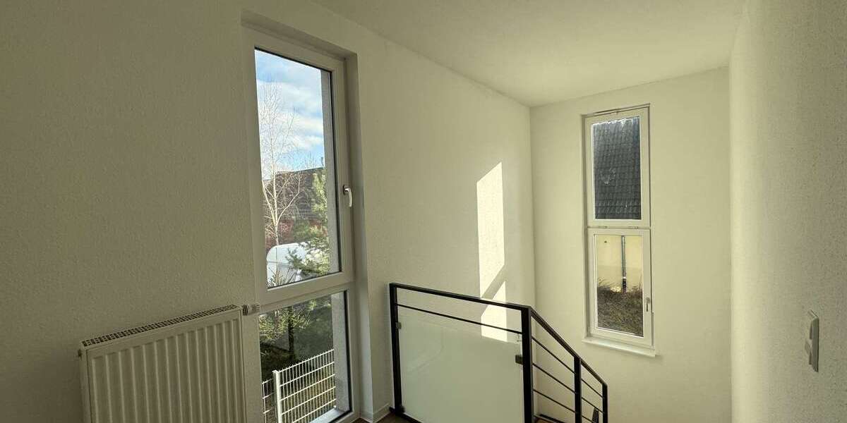 Investieren im Silberstreifen: Wohn-Gewerbeimmobilie mit Garten, Garage & Flexibilitä 6 zimmer