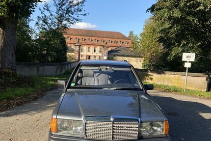 Mercedes-Benz 190 213.451 km 5.800 € Karlsruhe 76135