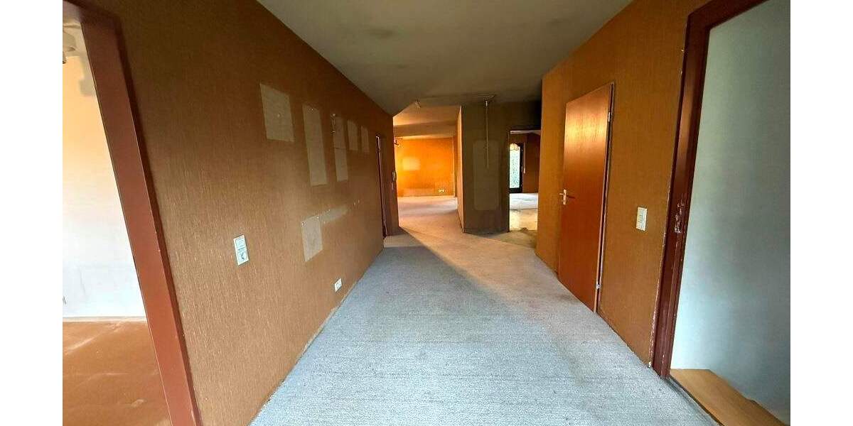 Mehrfamilienhaus, Wohnhaus Pforzheim Eutingen - 5 Zimmer, 177 m&sup2;, 349.000&euro; | Angebot:25340560