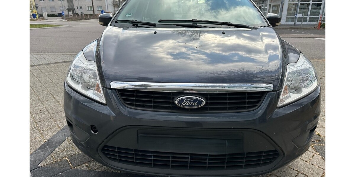 Ford Focus Stufenheck 245.000 km 2.750 € Rheinstetten 76287