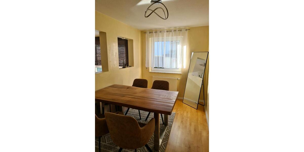 Erdgeschoßwohnung Gernsbach - 4 Zimmer, 98 m&sup2;, 369.000&euro; | Angebot:26102810