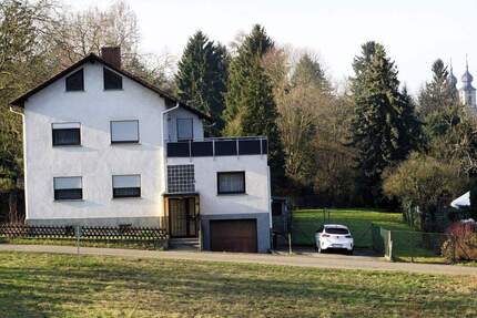 Wohnhaus mit Gartenland in außergewöhnlicher Lage im Außenbereich von Bruchsal 7 zimmer