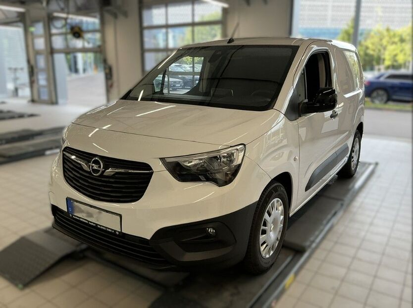 Opel Combo 16.285 km 17.880 € Karlsruhe 76131