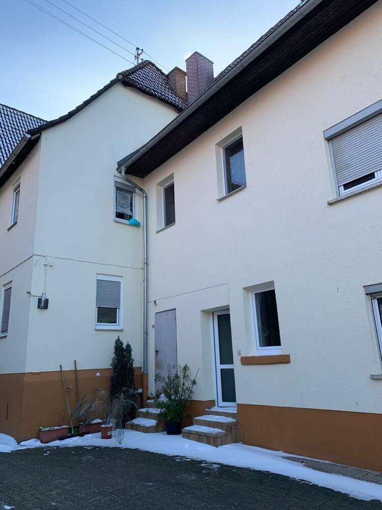 Wohnung zum Mieten in Hochstadt 530 € 70 m²